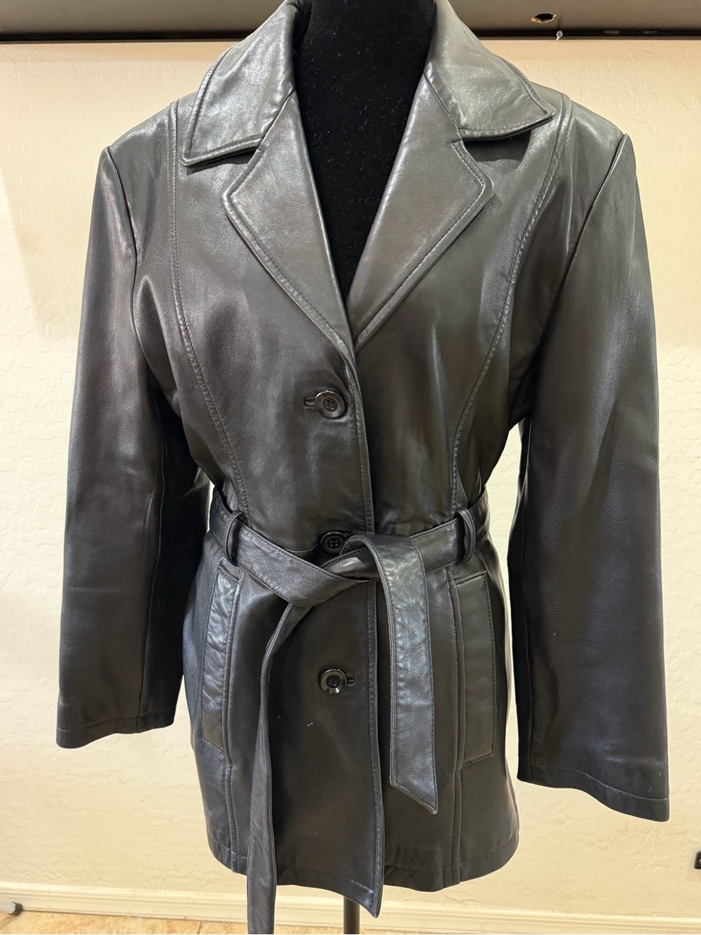 Isabela Kristina Genuine Leather Belted Jacket Women’s Medium Black